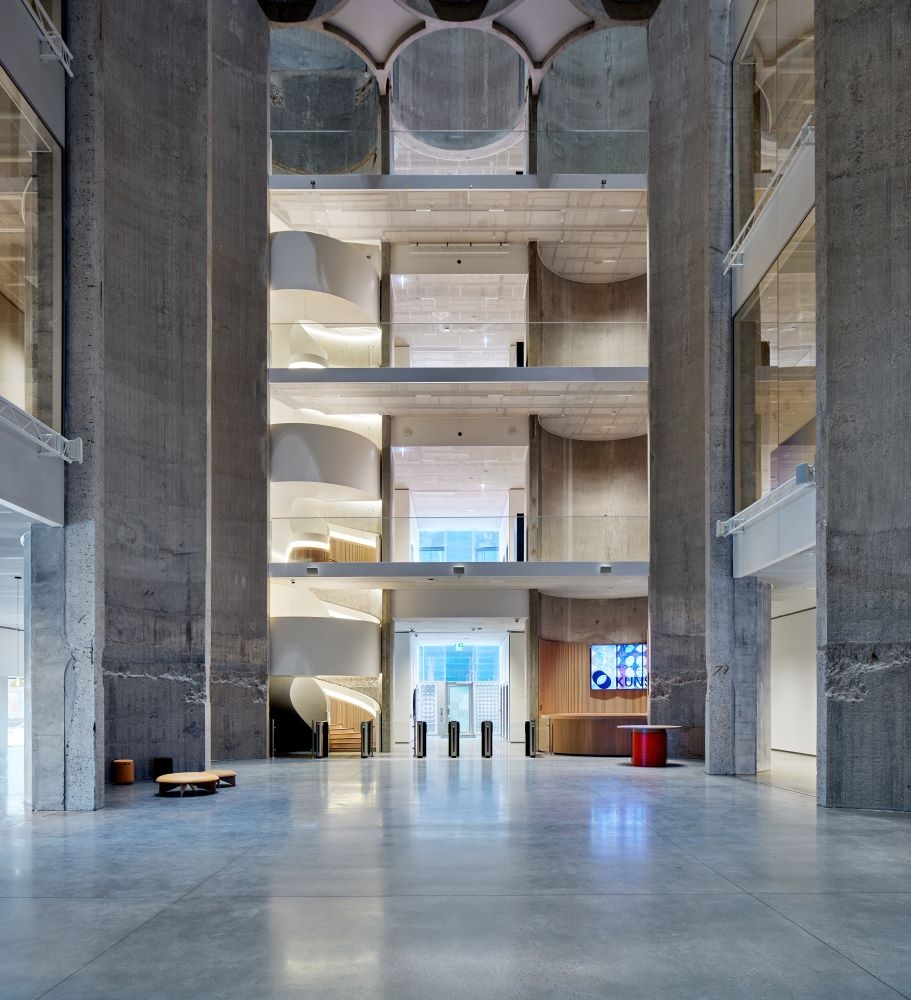 Brand : Henning Larsen Architects As
Designer : Kathrine Hjelmeset
Photo Credits : Tomasz Majewski and, Alan Williams Photography

Prize: LIT Lighting Design Award
