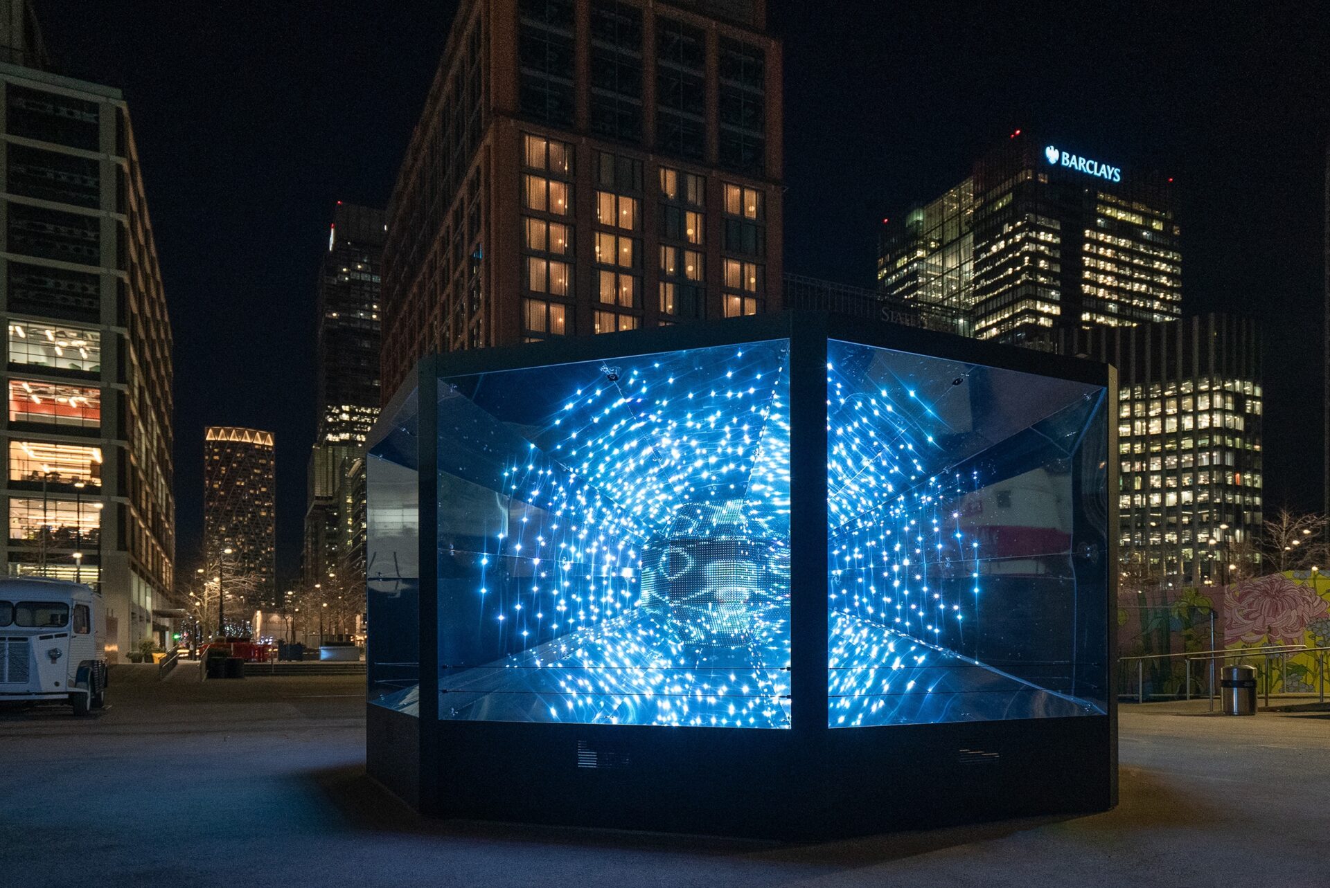 Geist Brand : This is Loop Designers : Harriet Lumby, Alan Hayes