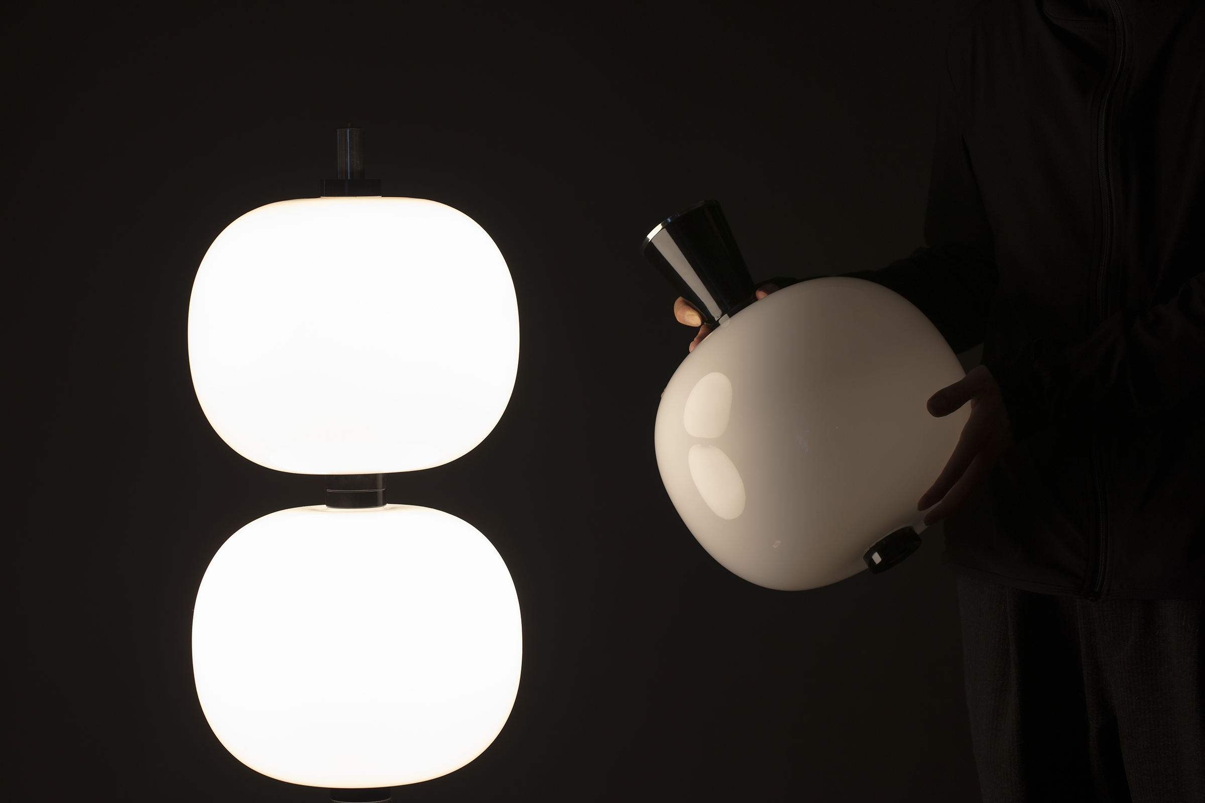Tang Hulu Floor Lamp Brand : Matrix Design Designer : Msol Studio Prize : LIT Lighting Design Award Designooor - Hamed Mahzoon
