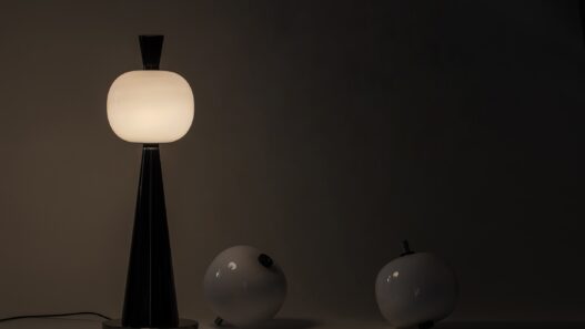Tang Hulu Floor Lamp Brand : Matrix Design Designer : Msol Studio Prize : LIT Lighting Design Award Designooor - Hamed Mahzoon