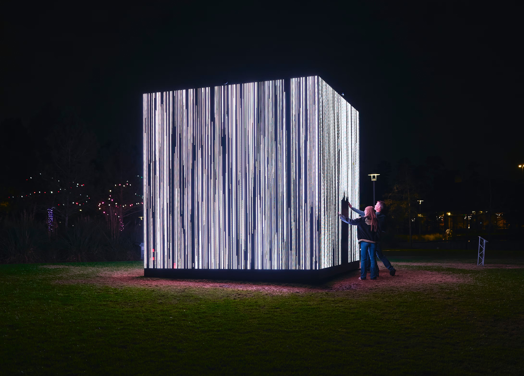 Manar Abu Dhabi 2025Tracing Light Across a Moving Desert: Manar Abu Dhabi 2025
Image © Image courtesy of Department of Culture and Tourism Abu Dhabi & Public Art Abu Dhabi
Iregular - " As Water Falls
Encor Studio - " Alcove Ltd"
KAWS - " Holiday Abu Dhabi"
Maitha Hamdan - "Breath of the Same Place"
Shaikha Al Mazrou - "Contingent Object"
Lachlan Turczan - "Veil I"
DRIFT - "Whispers"
Ezequiel Pini (A.K.A. SIX N. FIVE) - "Skyward"
DRIFT - "Unfold"
DRIFT - "Wind of Change"
Designooor
Hamed Mahzoon