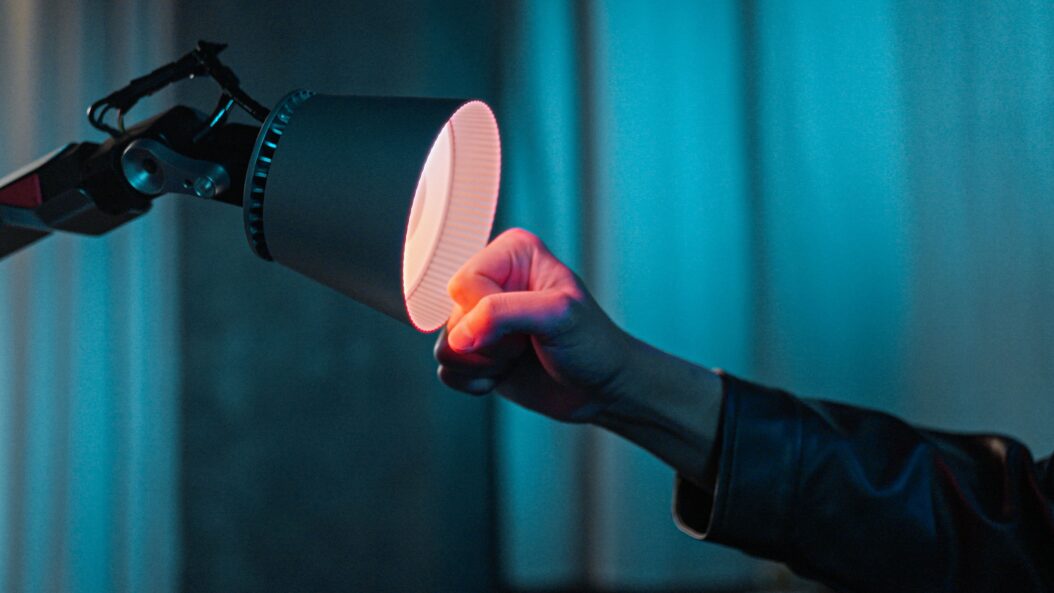 Elix - AI Companion Lighting Robot Lighting Design/Product Company: LEDVANCE GmbH. & UBTECH ROBOTICS CORP LTD Lead Designers: Shaokun Chen, Kevin Wang, Gengfu Li Other Designer's names: Huaming Chen,Wang Jiang,Jia Zhou,Zhian Li,Xuexia Wu,Chenggang Huang,Rui Gu,Zichen Liu,Yuxin Li Client: LEDVANCE GmbH. Prize: LIT Lighting Design Award Hamed Mahzoon Designooor