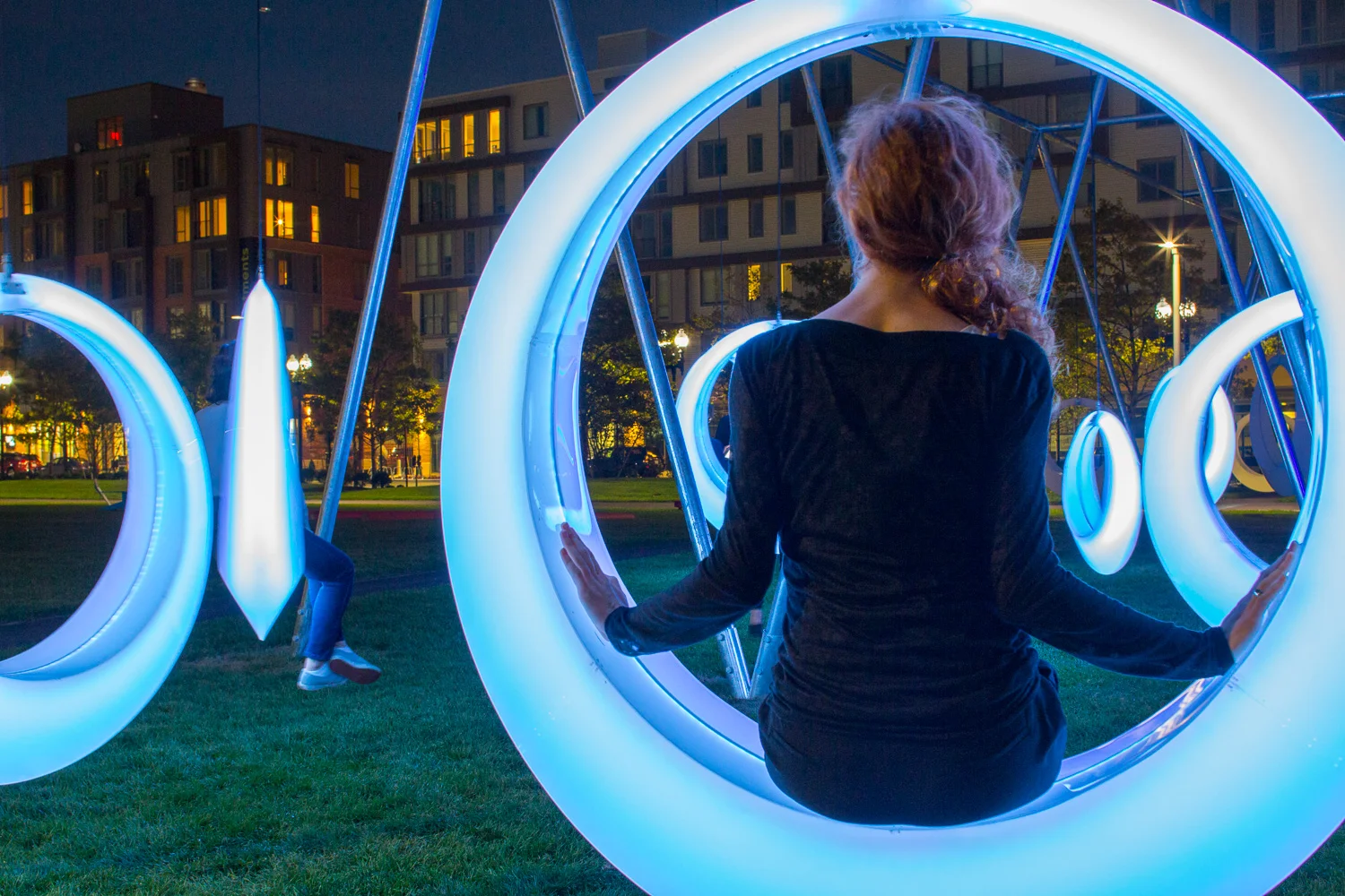 Maral Akbari Anvaryan

Maral Akbari

Designooor

Swing Time

Mid-Air Swing

Höweler + Yoon Architecture