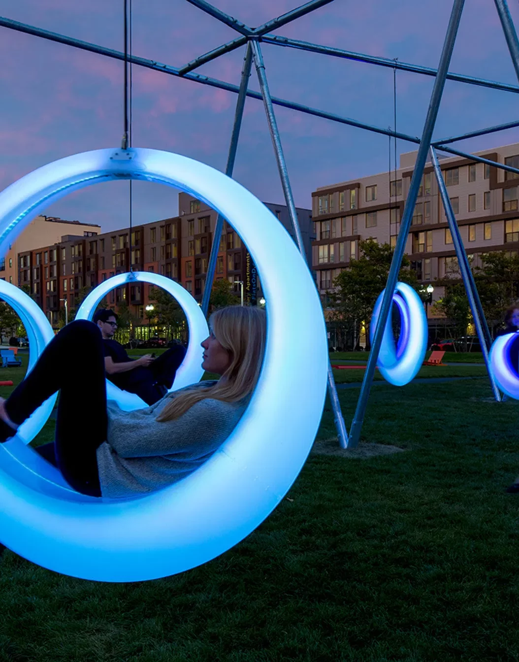 Maral Akbari Anvaryan Maral Akbari Designooor Swing Time Mid-Air Swing Höweler + Yoon Architecture