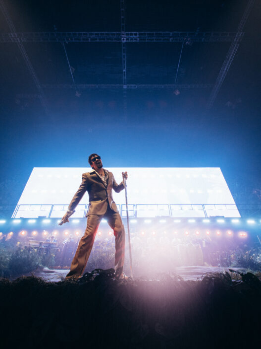 Lighting Design Company: Sturdy. Executive Producer: Kevin Henry Creative Director: Adrian Martinez Stage Render Artist: Ben Caires Junior Creative: Noah Hernandez Project Coordinator: Flo Singer Head of Content: Jasper Heenan Content Directors: Natalie Hall, Justin Sanchez CGI Technical Lead: Jon Denton Screen Producer: Vishal Sharma Technical Drawings: Mathew Geasey, Bryan Seigel Lighting Designer: Marcus Jessup Assistant Lighting Designer: Kevin Rodriguez Lighting Programmer: Eliot Jessep Assistant Lighting Programmers: Louis Choisy, Caleb Coble Previs Artist: Pablo de Larrañaga Aramoni Concept Artist: Caleb Westwood 3D Animators: Aaron, Valdemaras Dzengo, Edwin Fuhrmann, Max Johnson, Charly Chapman 3D Editors: Will Mendez, Kai Shinomura 3D Artist: Adrian Duran, Kai Shinomura Editors: Parker Schmidt, Zach Okami, Bazzbros VJ: Mandy Pagan Lighting Director: Krizia Velez Scenic Art Director: Monica Monserrate Project Management Consultant: Alex Rollier Bad Bunny Puerto Rico Residency 2025 Designooor - Hamed Mahzoon